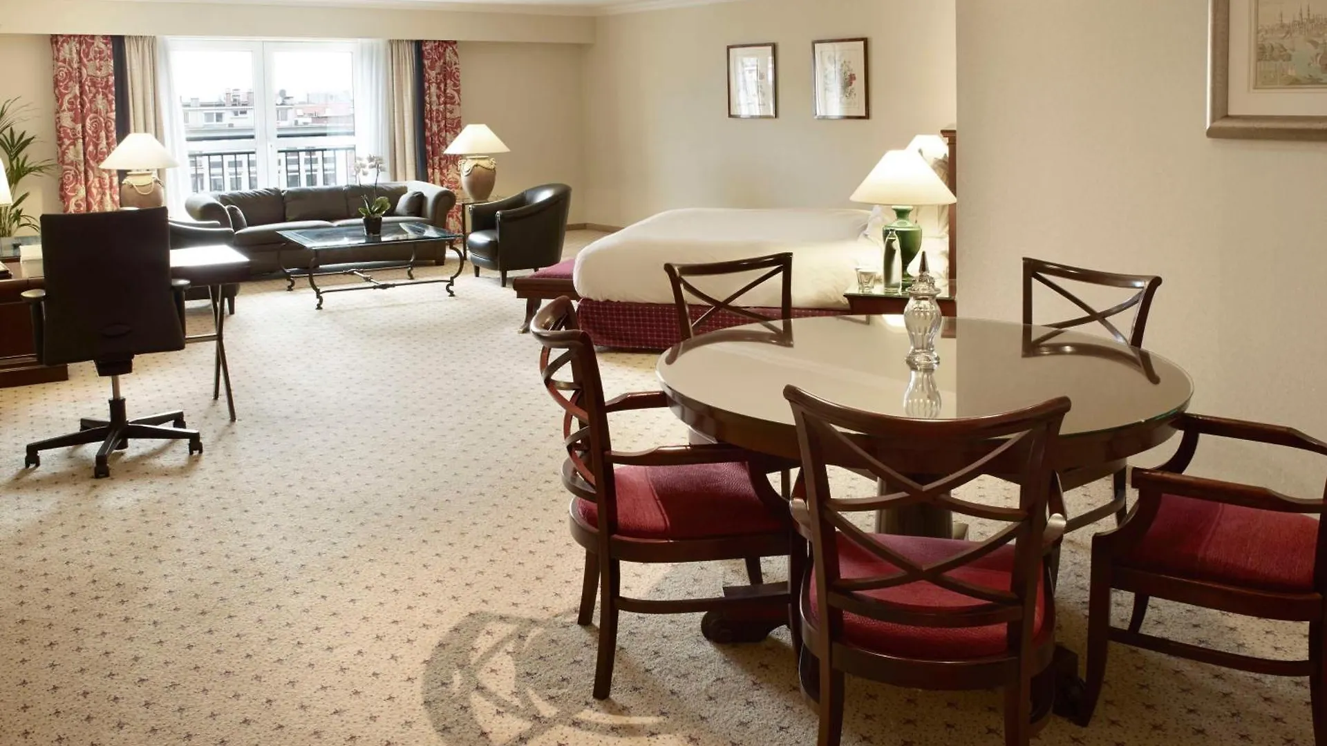 Hotel Hilton Antwerp Old Town Bélgica